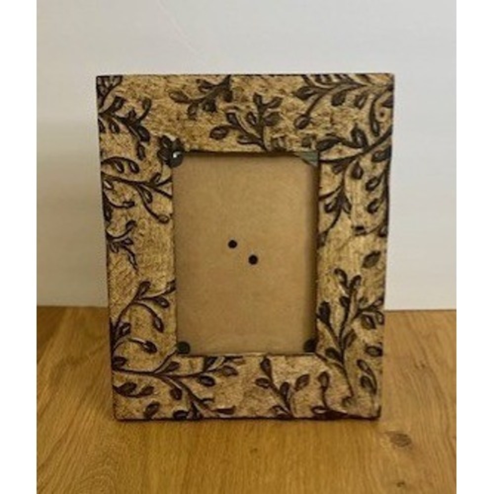 Unbranded Carved Wood Picture Frame 5x7 Brown Good Rustic Floral Vine Decor
